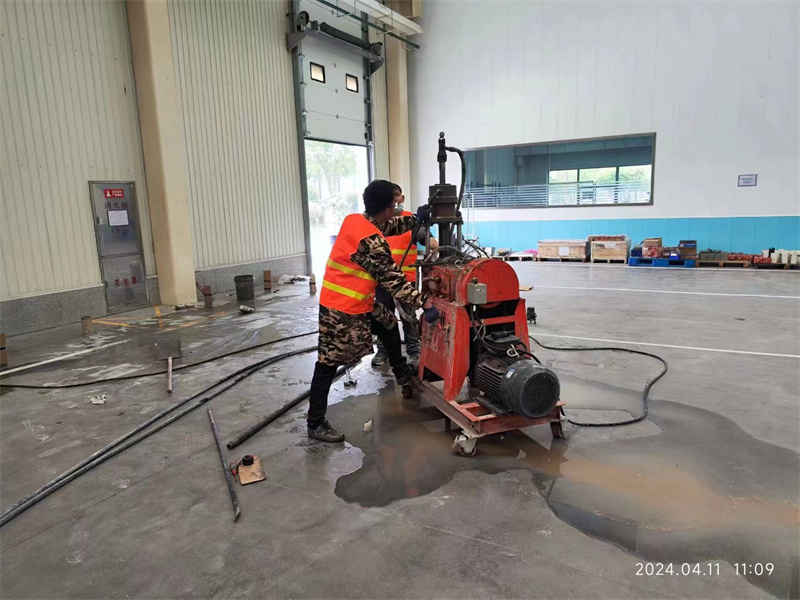 海棠厂房地面下沉塌陷注浆加固施工